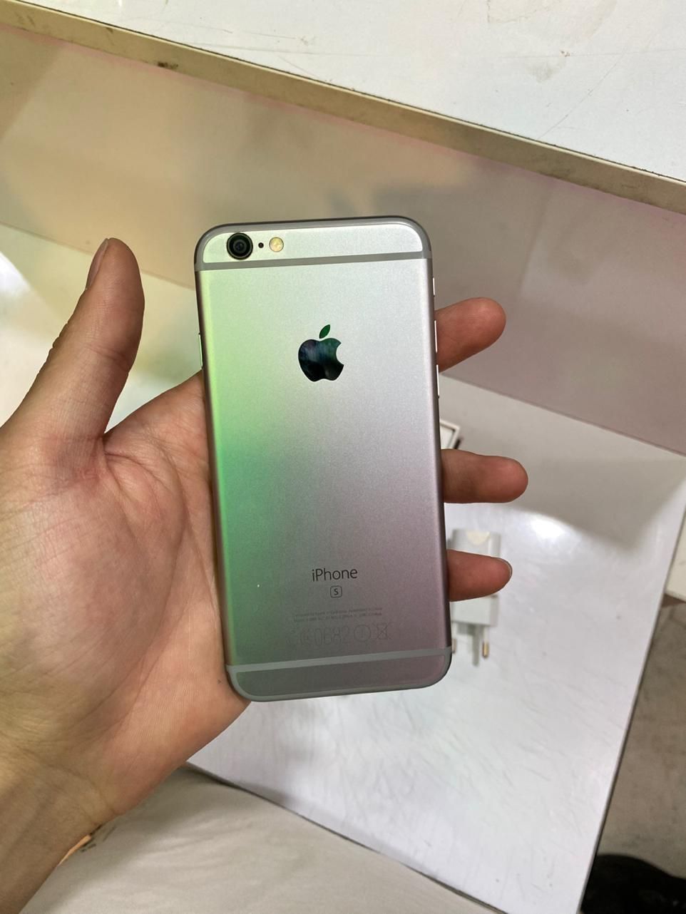 اپل iPhone 6s با حافظهٔ ۶۴ گیگابایت|موبایل|تهران, حکیمیه|دیوار