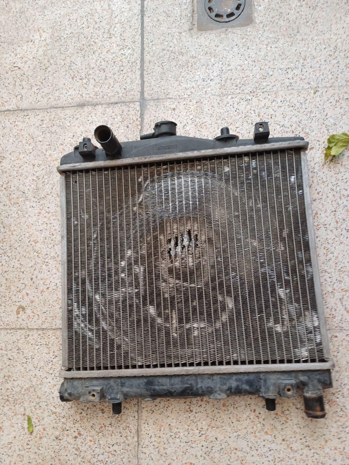 رادیاتور موتور فن وچراغ جلو|قطعات یدکی و لوازم جانبی|اصفهان, باغ زیار|دیوار