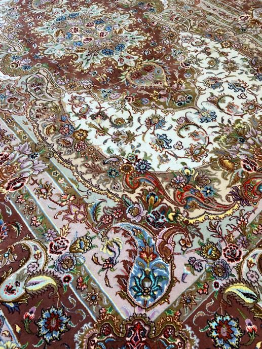 فرش جفت ۹متر دستبافت طرح تبریز سالاری کرک و ابریشم|فرش|تهران, آبشار تهران (دریاچه)|دیوار