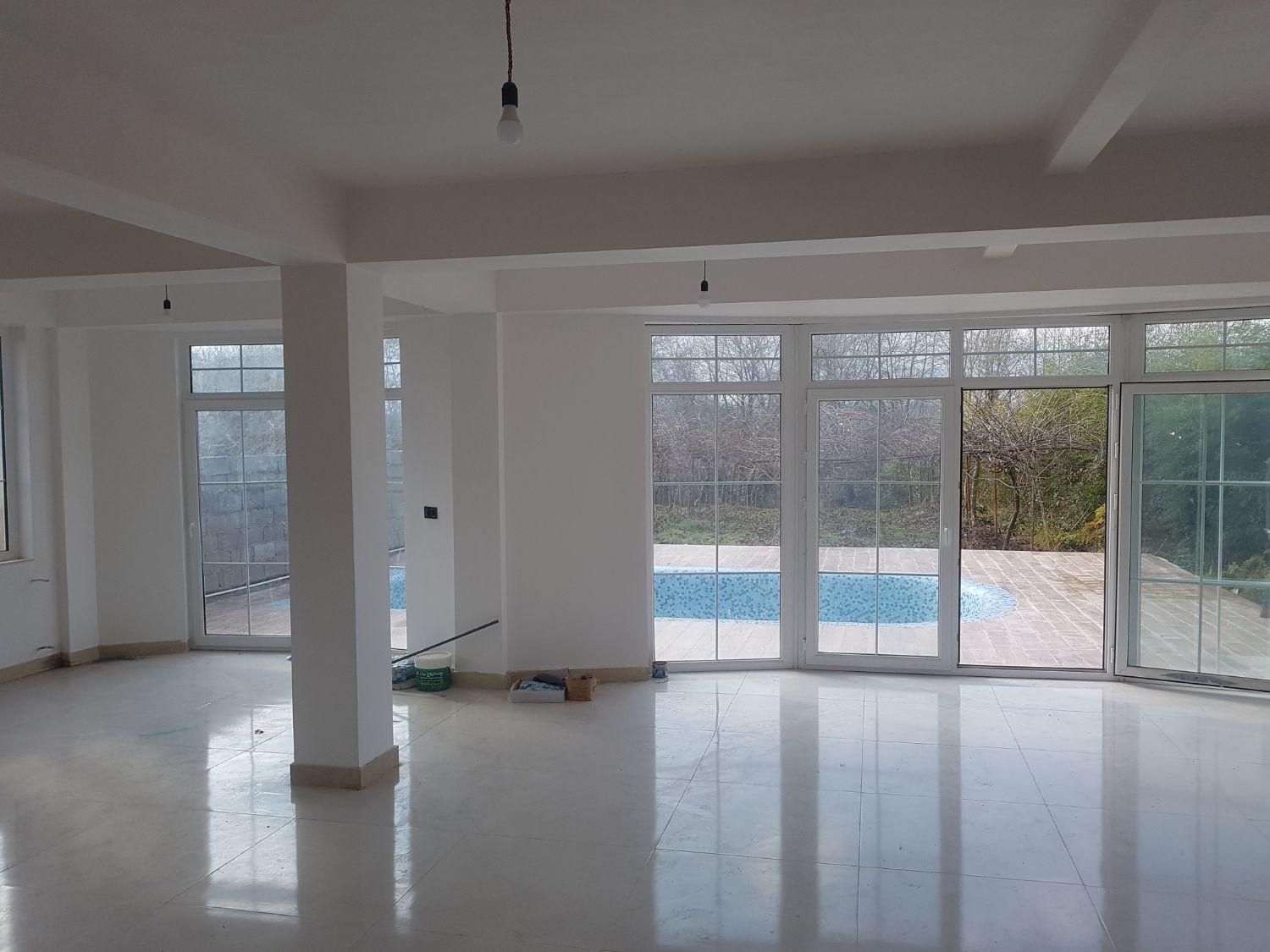 فروش ویلای ۳۰۰ متری استخردار|فروش خانه و ویلا|واجارگاه, |دیوار