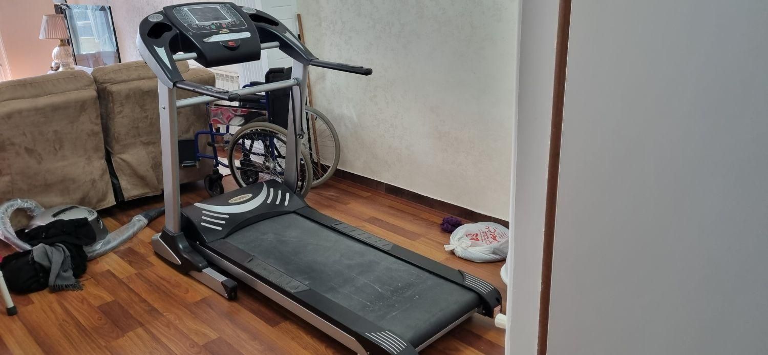 یکدستگاه ترد میل کم کارکرد|تجهیزات ورزشی|رشت, گلسار|دیوار