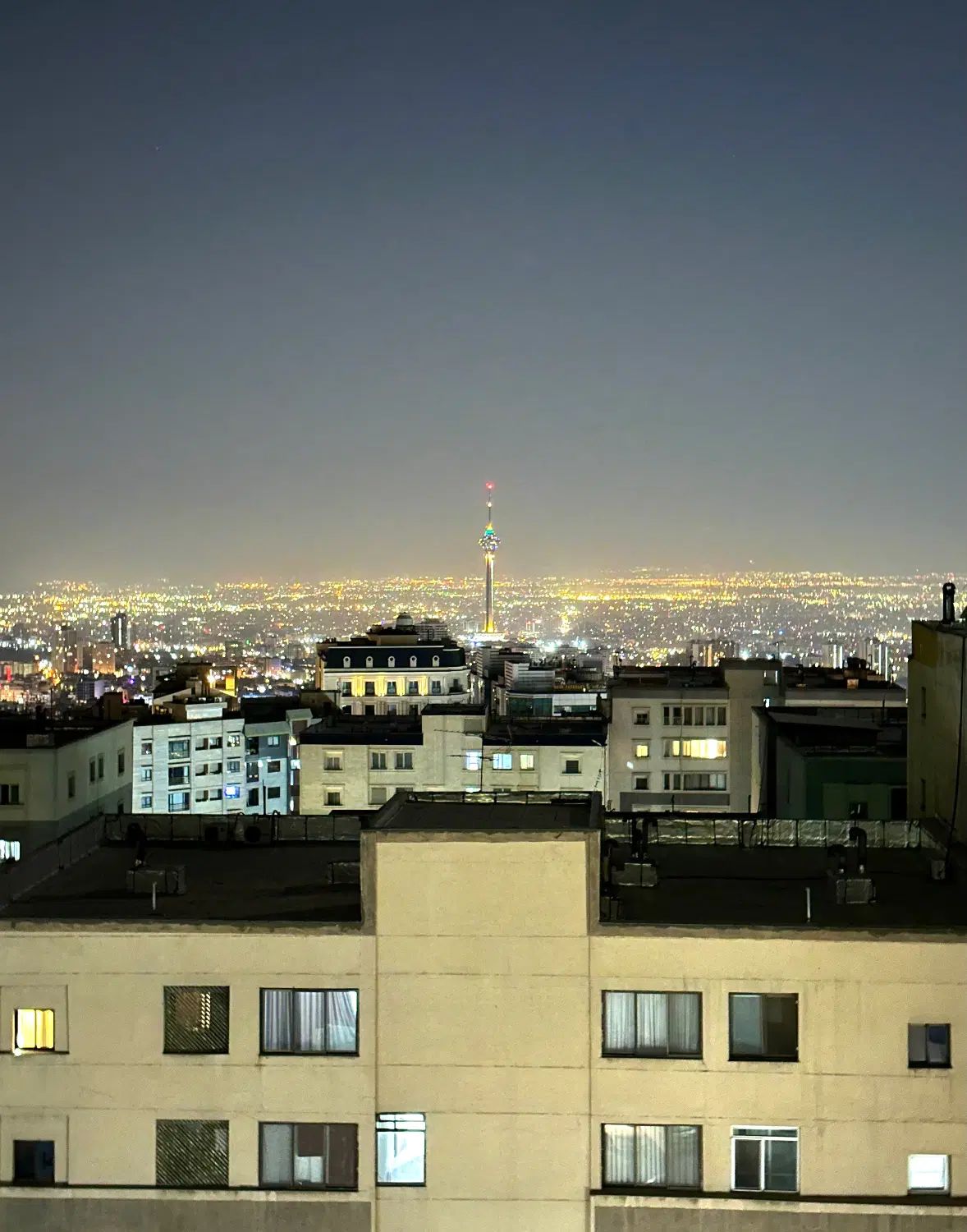145متر/سه‌خواب/ویو ابدی تهران/کوی فراز/فایل شخصی|اجارهٔ آپارتمان|تهران, شهرک مخابرات|دیوار