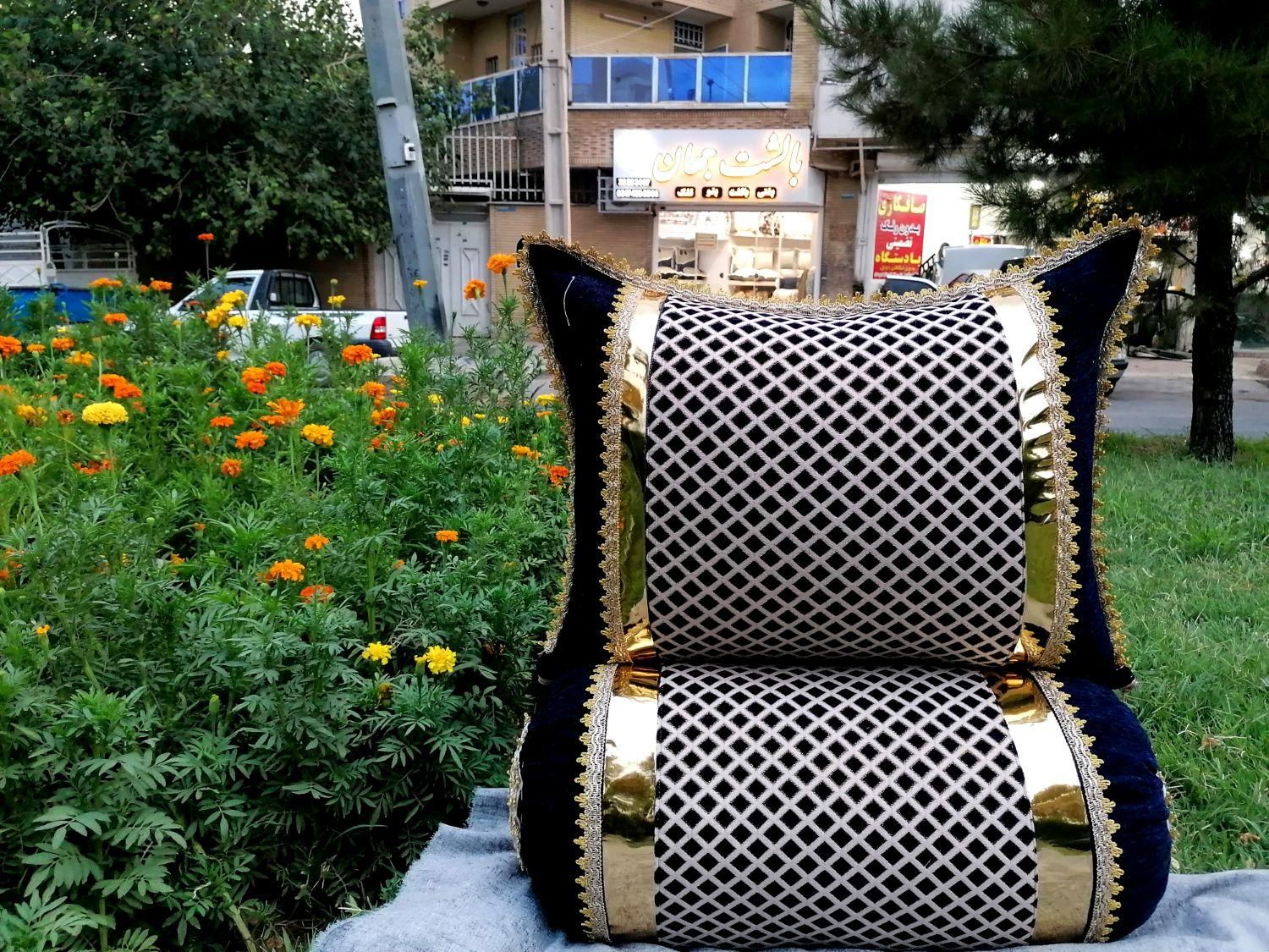 دوخت انواع بالشت وپشتی|رختخواب، بالش، پتو|شیراز, تندگویان|دیوار