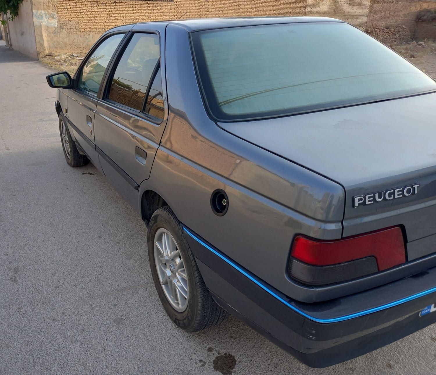 پژو 405 GLX - دوگانه سوز CNG، مدل ۱۳۹۳|خودرو سواری و وانت|بروجن, |دیوار
