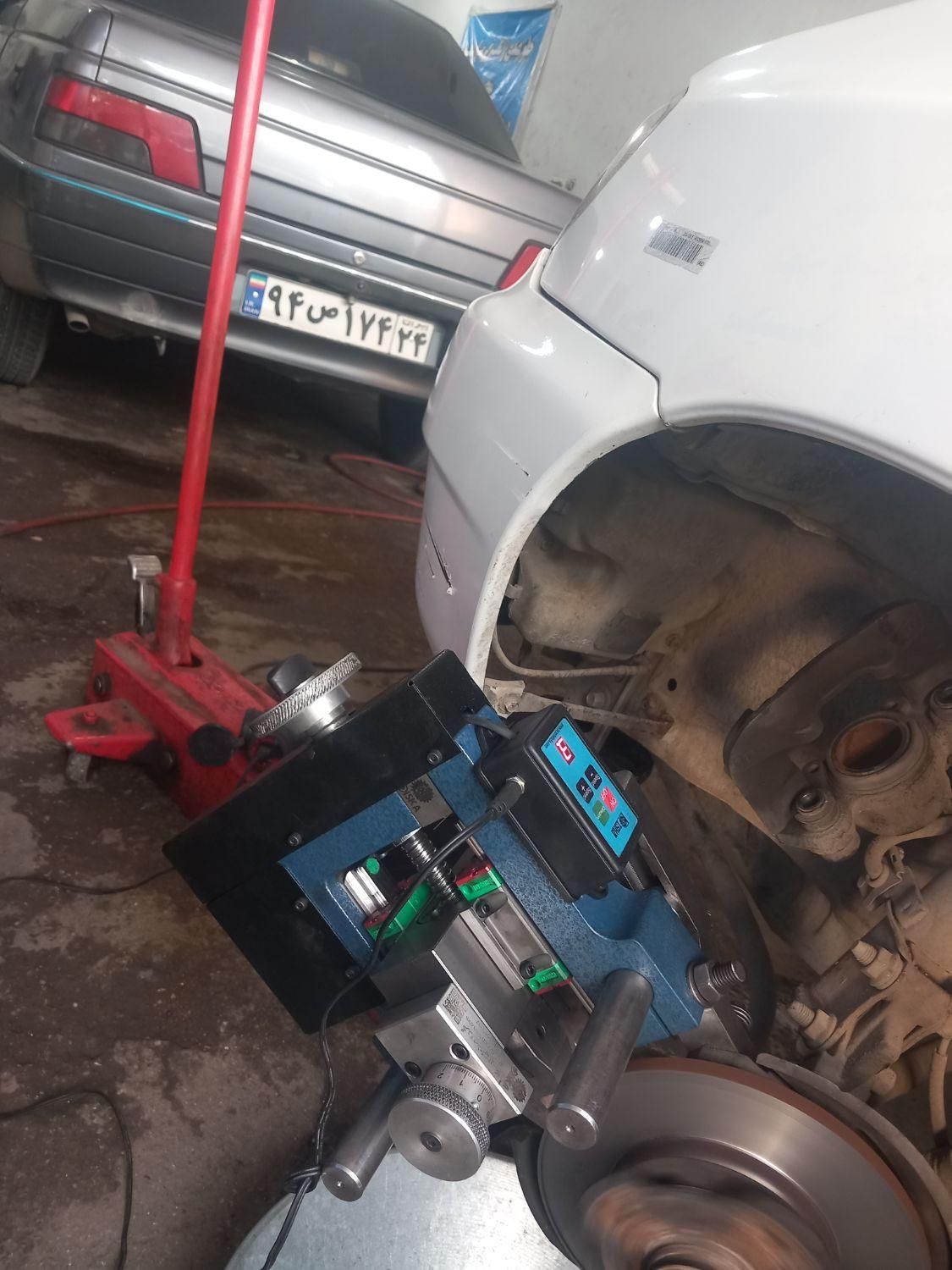 تراش دیسک ترمز روکار با دستگاه تمام اتوماتیک|خدمات موتور و ماشین|مسجد سلیمان, |دیوار