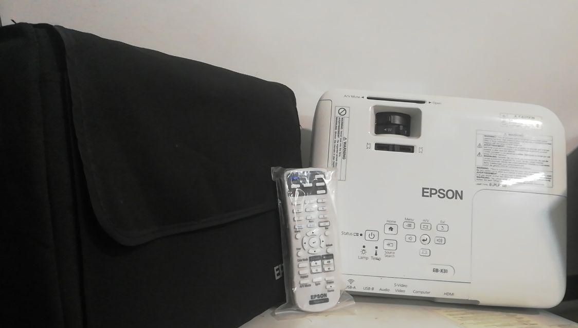 ویدیو دیتا پروژکتور Epson x31|تلویزیون و پروژکتور|مشهد, شهرک رازی (شهرک غرب)|دیوار