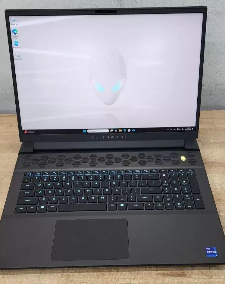 Alienware M18 R2 (i9-RTX4090)|رایانه همراه|تهران, آرژانتین|دیوار