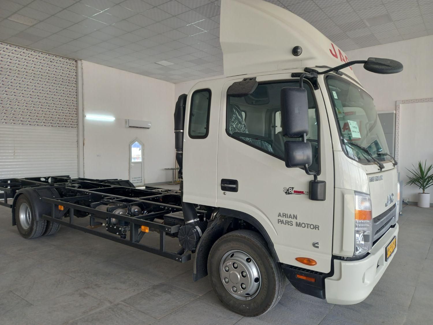 کامیونت جک ۹ تن کامیونت ۴۰۴|خودرو سنگین|زاهدان, |دیوار