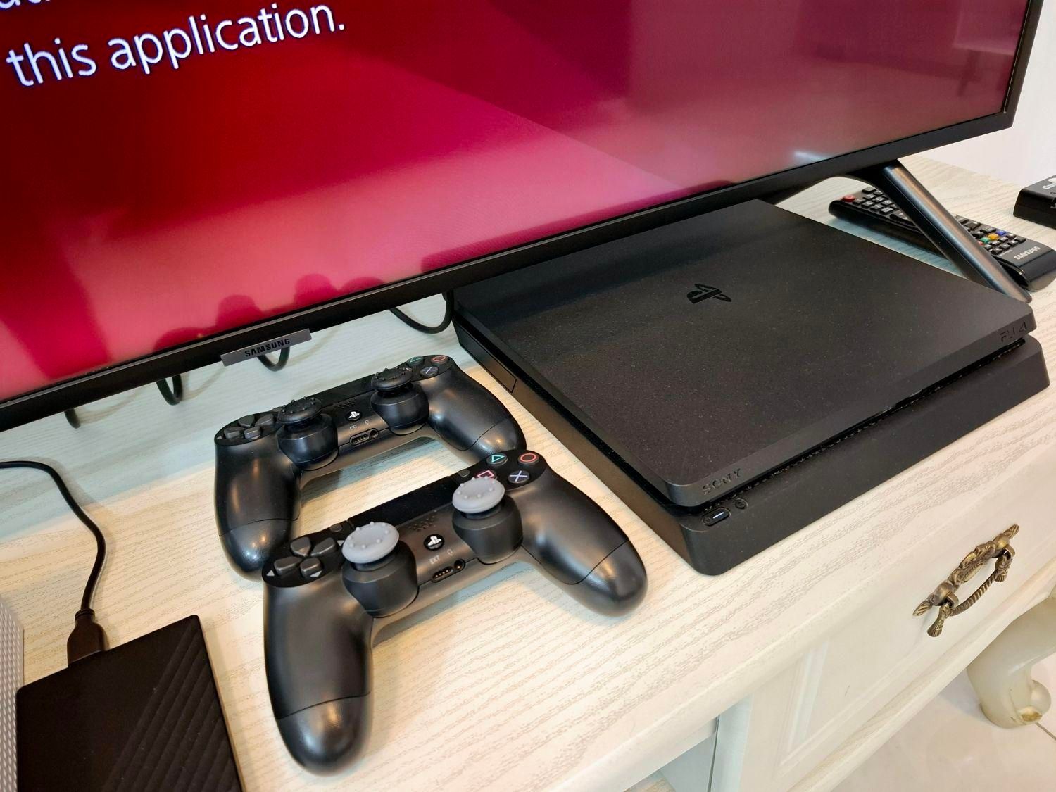 کنسول بازی سونی مدل PlayStation 4 Slim|کنسول، بازی ویدئویی و آنلاین|گرگان, |دیوار