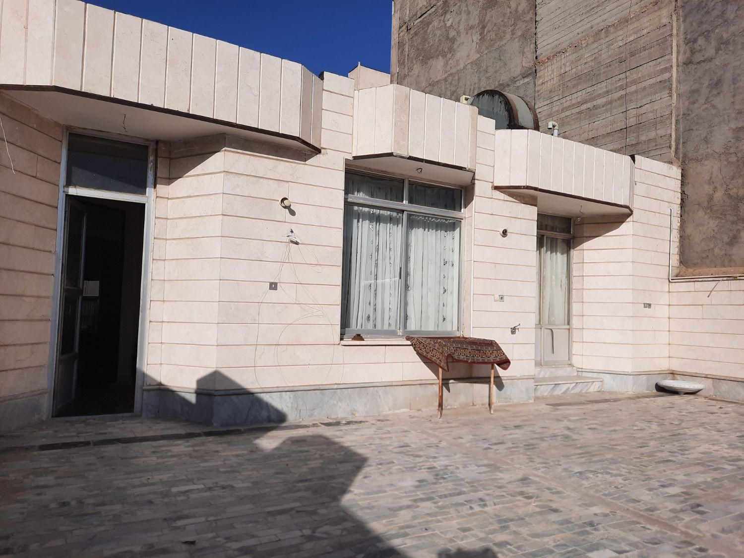 اپارتمان۸۵متری امکانات کامل|اجارهٔ کوتاه‌مدت آپارتمان و سوئیت|مشهد, شهید مطهری|دیوار