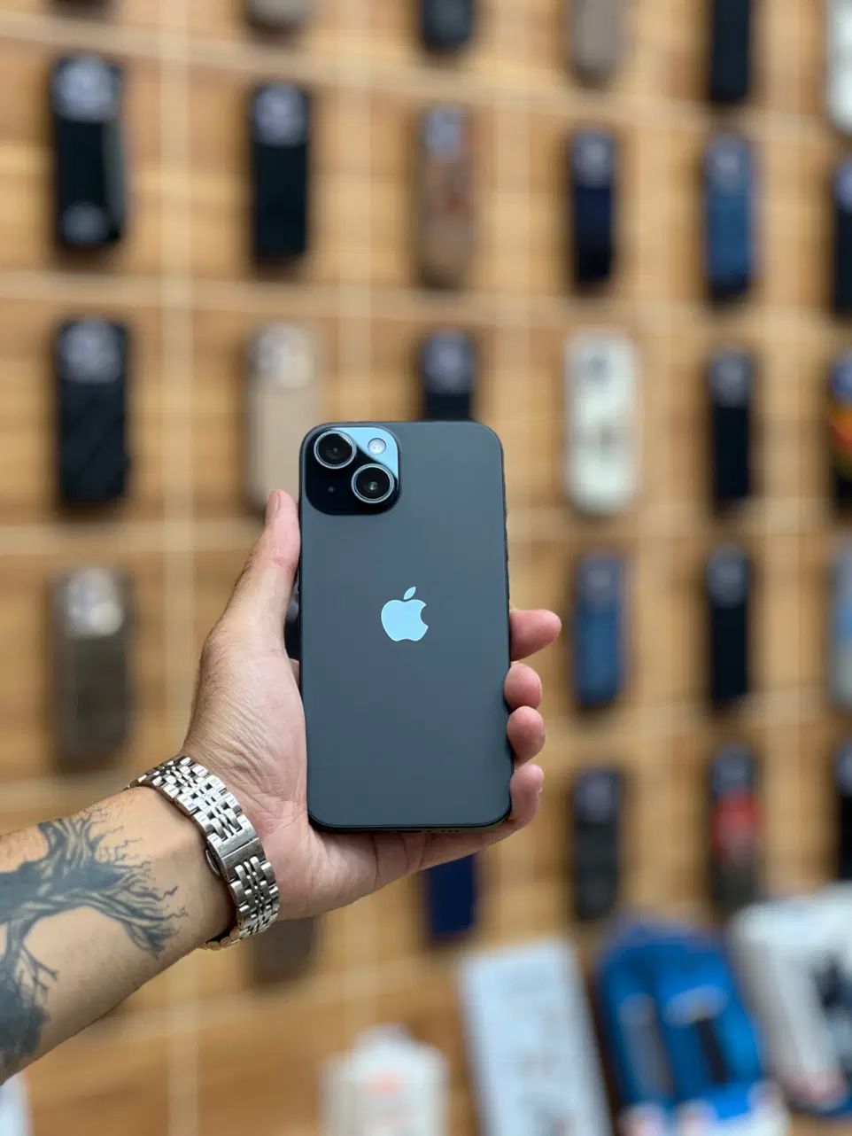 اپل apple ۱۵ نرمال با ریجستر ۱۲۸ گیگ|موبایل|مشهد, عامل|دیوار