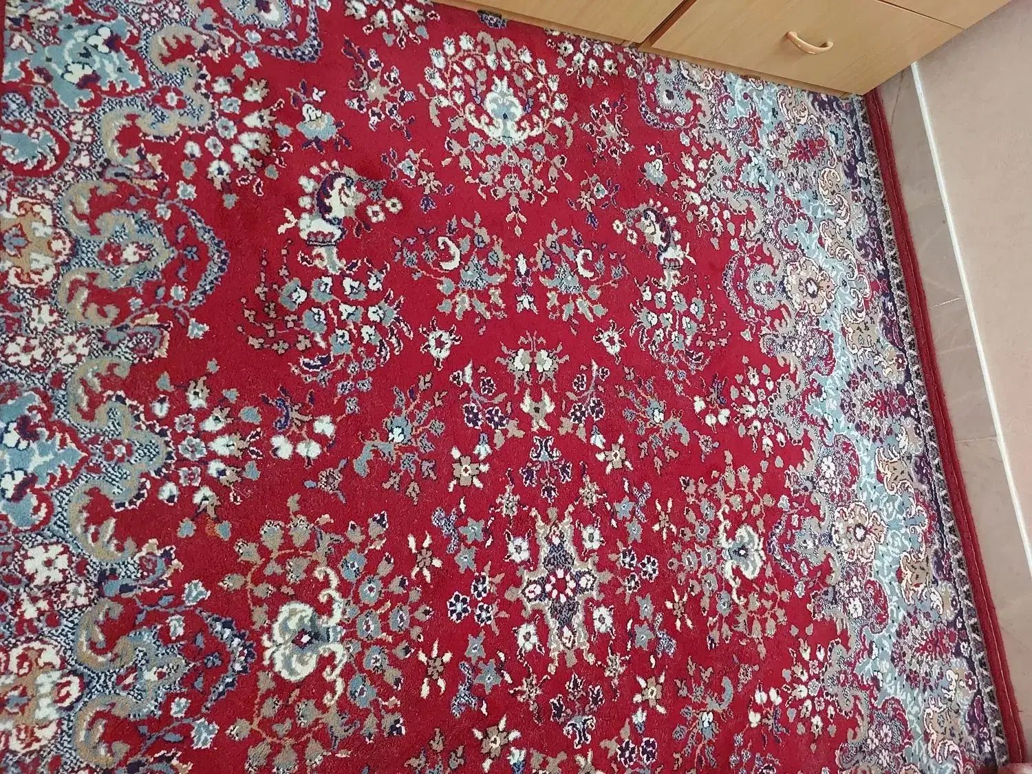 ۲ عدد فرش ۶ متری زمینه لاکی|فرش|اصفهان, بهارستان (مخابرات)|دیوار