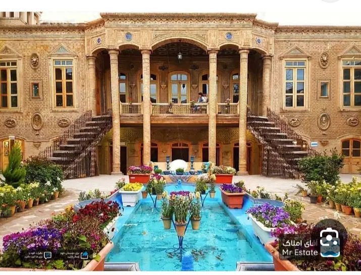 خونه کلنگی فروشی 450متر در 3ط در بزرگمهر|فروش زمین و ملک کلنگی|تهران, فلسطین (میدان انقلاب)|دیوار