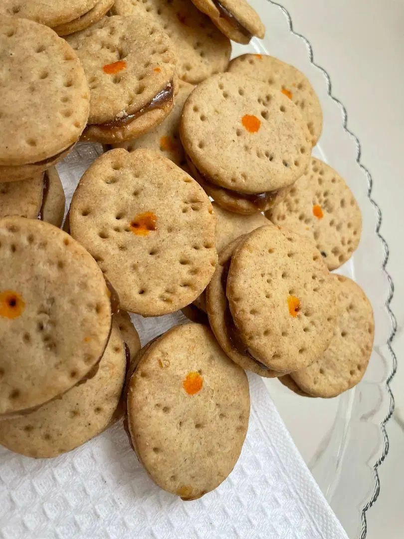 بیسکوییت رژیمی  و تافتون محلی|خوردنی و آشامیدنی|مشهد, هفت تیر (آب و برق)|دیوار