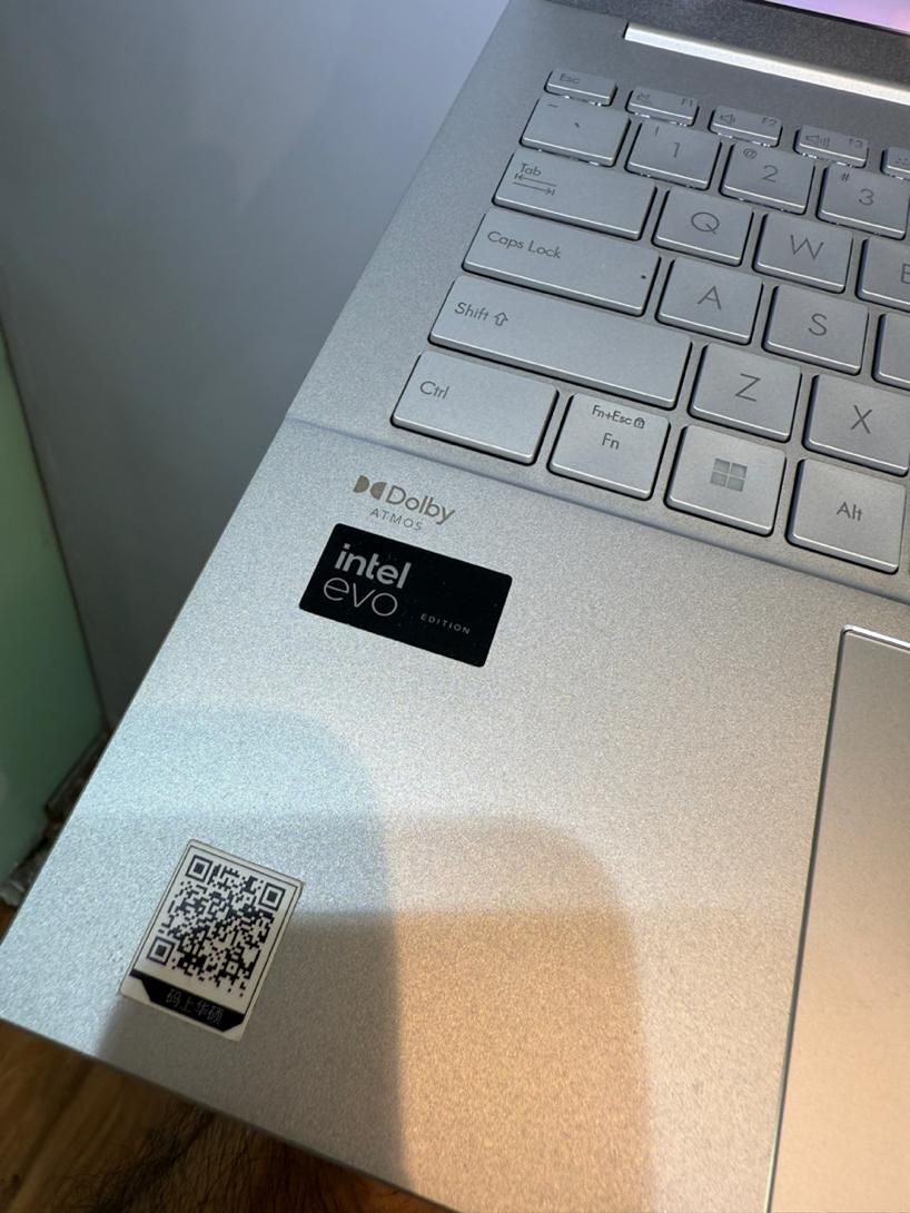 ایسوس zenbook ultra7|رایانه همراه|شیراز, ملاصدرا|دیوار