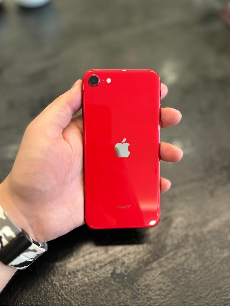 اپل iPhone SE (2020) با حافظهٔ ۱۲۸ گیگابایت|موبایل|تهران, نارمک|دیوار