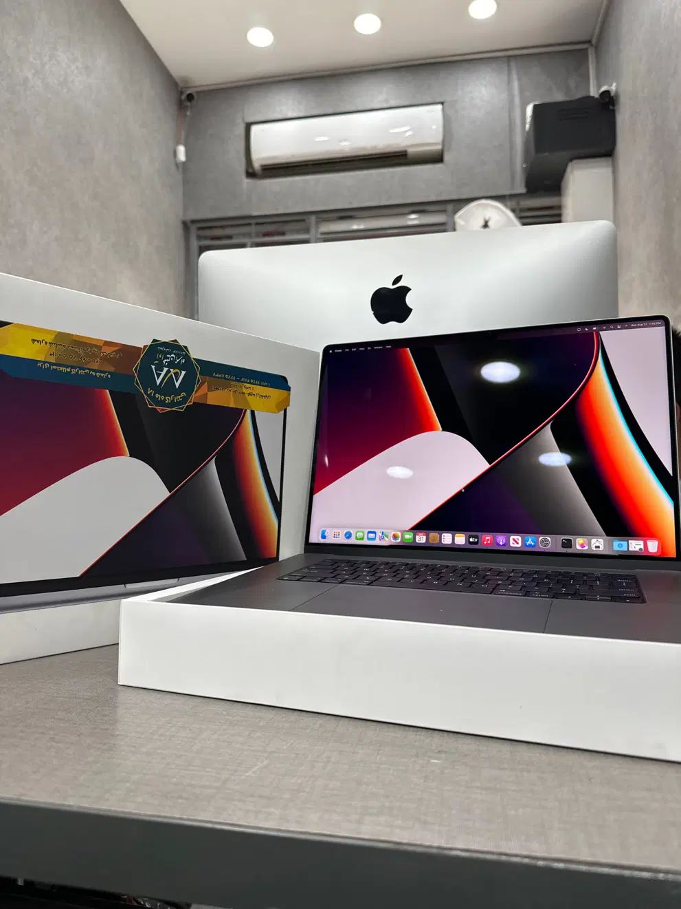 MacBookpro1Mpro Max ram16 1T / 16inch|رایانه همراه|تهران, استاد معین|دیوار