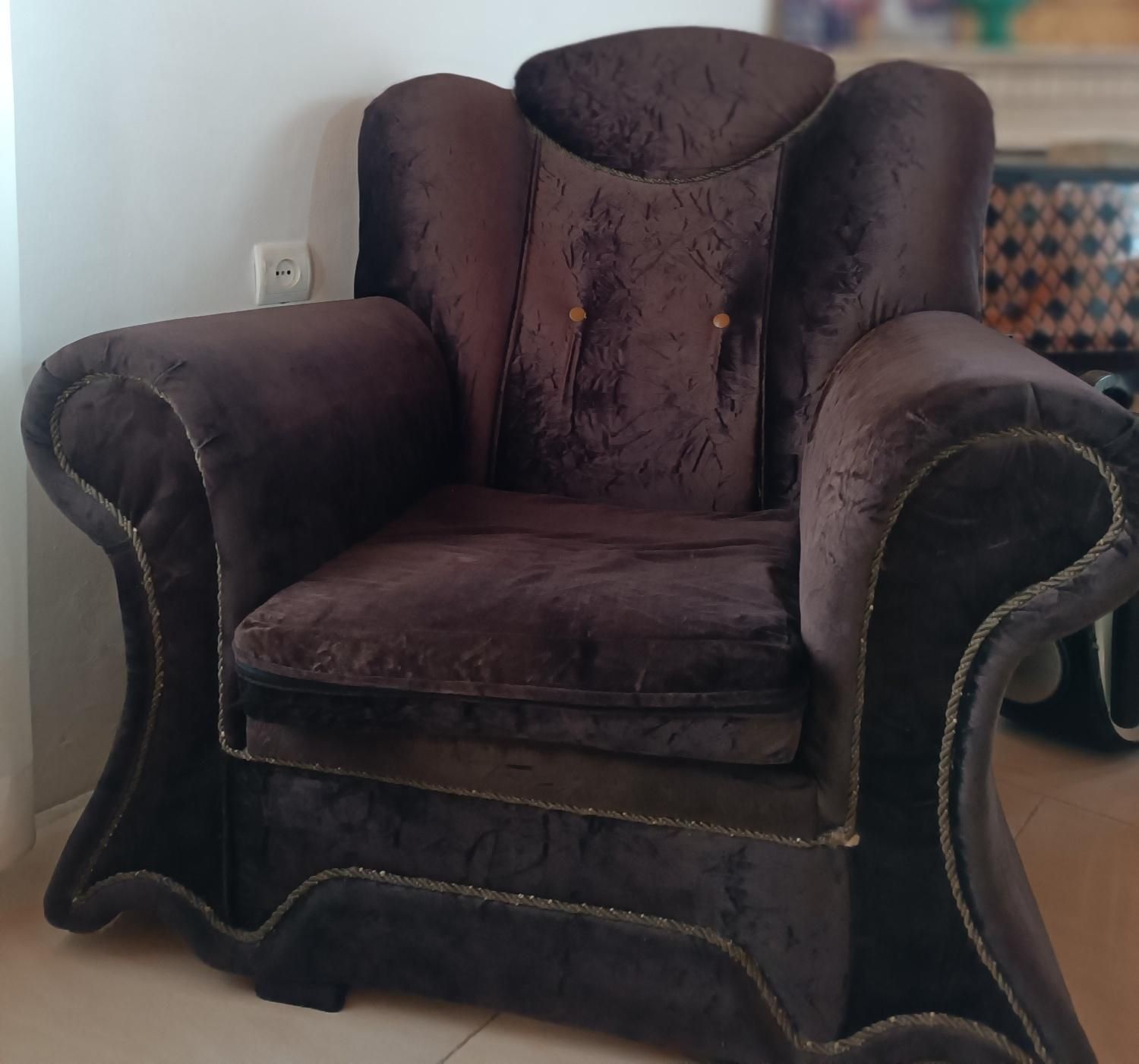 مبل هفت نفره راحتی|مبلمان خانگی و میز عسلی|چمستان, |دیوار