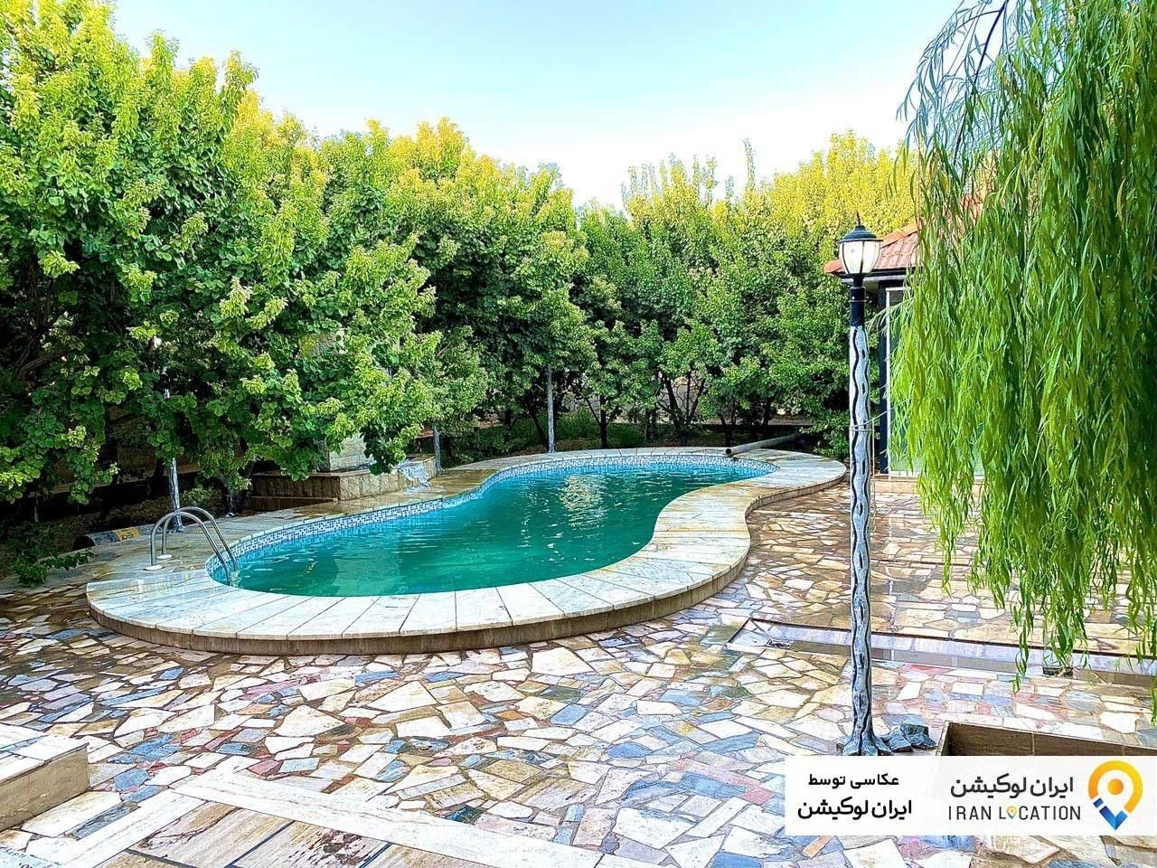 ویلا 5 دقیقه ای شهر با جکوزی و استخر|اجارهٔ کوتاهمدت ویلا و باغ|اصفهان, اشکاوند|دیوار