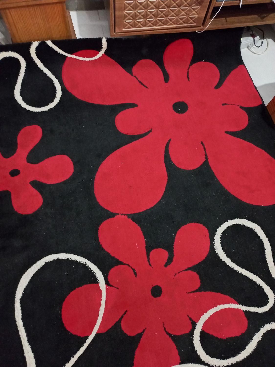 چند تخته فرش ۶ و ۴ متری به فروش میرسد|فرش|لاهیجان, فیاض|دیوار