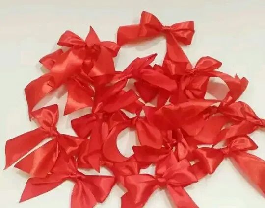 پاپیون آماده عمده ۱۰۰تایی پاپیون جعبه و تزیینات|صنایع دستی و سایر لوازم تزئینی|اصفهان, جوزدان الیادران|دیوار