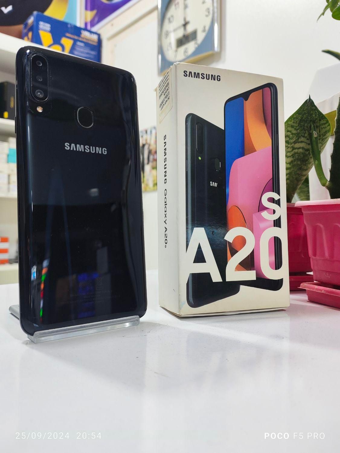 خرید گوشهای شکسته تعمیری اوراقی و کارگرده|موبایل|اراک, |دیوار