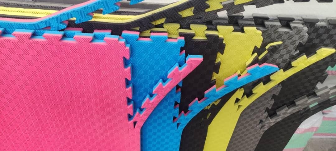 نمایندگی انواع کفپوش تاتامی و گرانولی در گیلان|تجهیزات ورزشی|رشت, کوی جام جم|دیوار