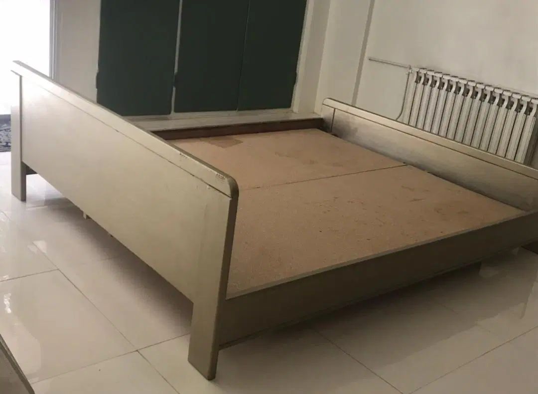 سرویس تخت دو نفره طلائی بژ / در حد نو|تخت و سرویس خواب|تهران,  امام زاده قاسم (نیاوران)|دیوار