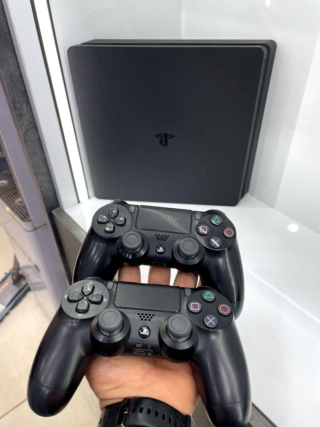 ps4(کنسول بازی بدون نیازبه پیش پرداخت)|کنسول، بازی ویدئویی و آنلاین|اصفهان, احمدآباد|دیوار