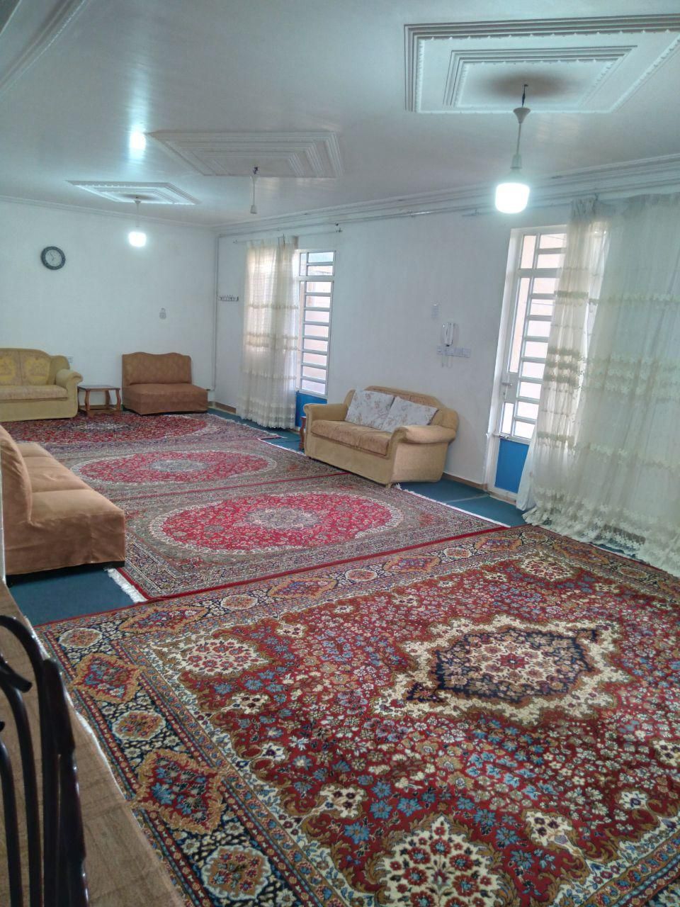 سوئیت تمیز بزرگ ودلنشین درگلدشت فقط خانواده|اجارهٔ کوتاهمدت آپارتمان و سوئیت|بروجرد, |دیوار