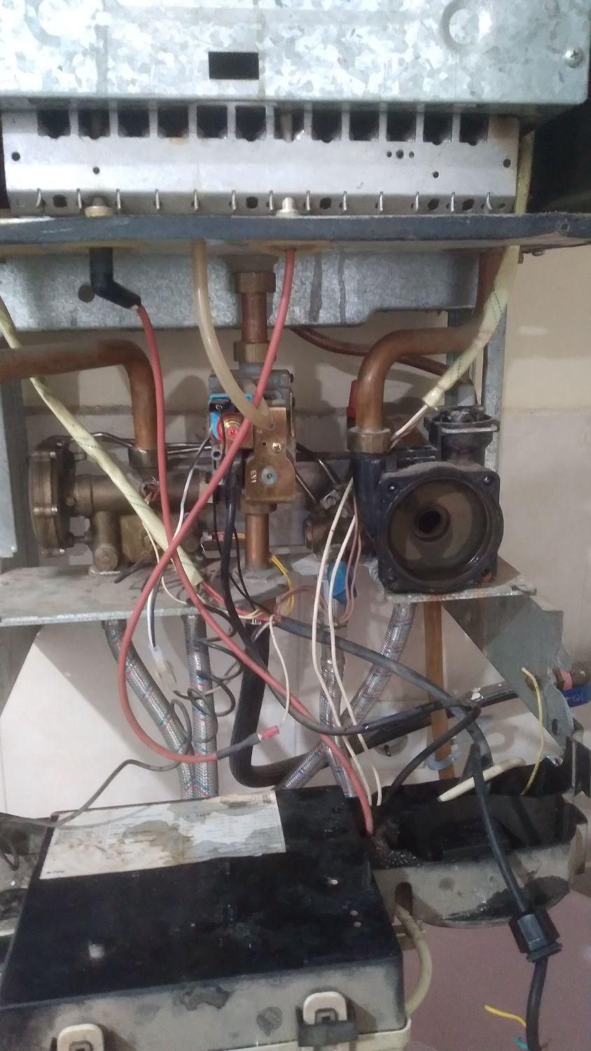 تعمیر تخصصی انواع پکیج|خدمات پیشه و مهارت|آستارا, |دیوار