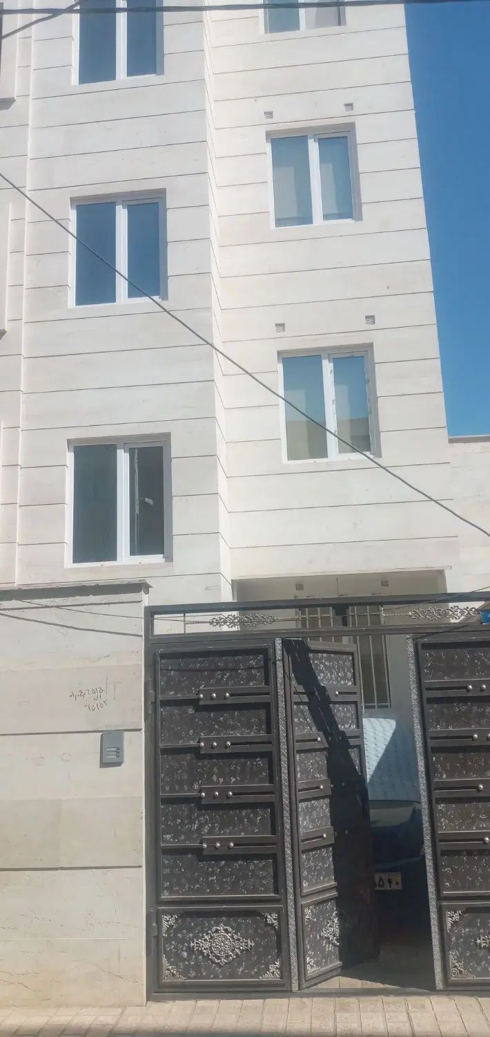 فروش خانه ویلایی ۹۰ متری ۱ خوابه شهرک کارگر|فروش خانه و ویلا|قرچک, زیبا شهر|دیوار