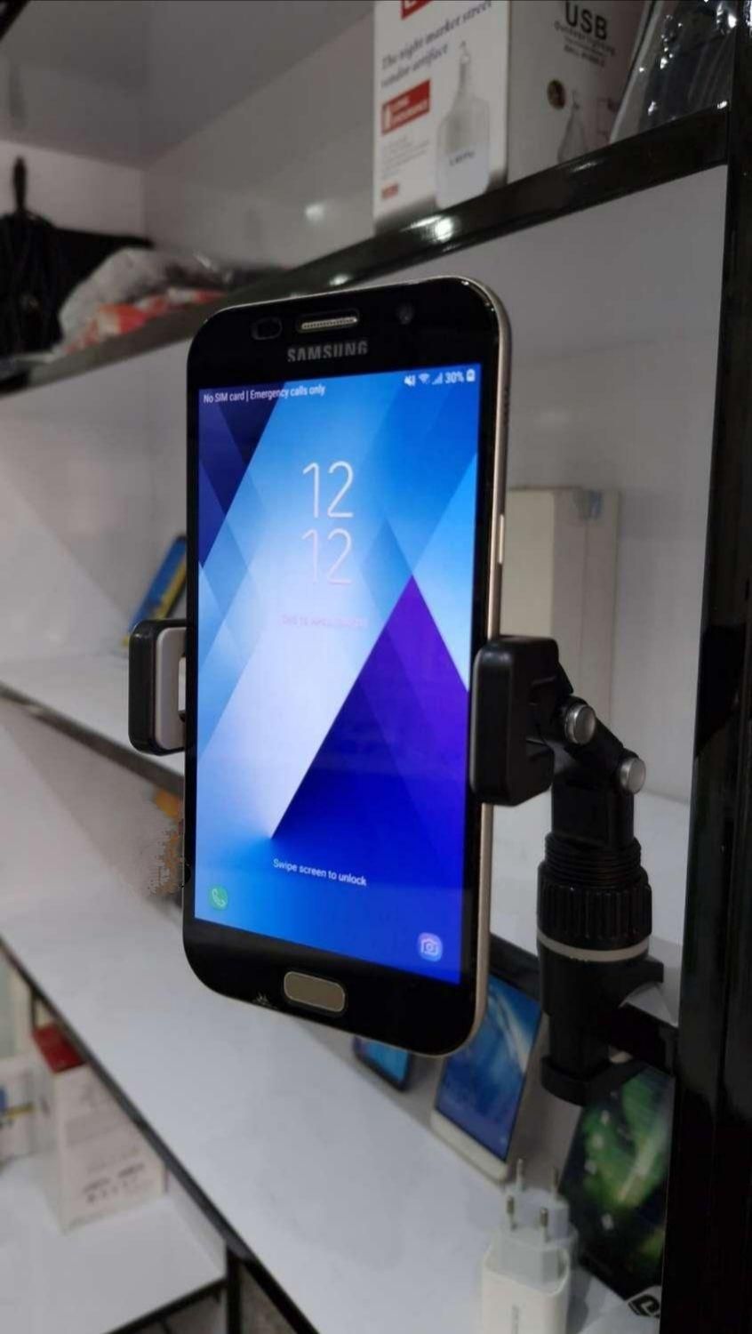 سامسونگ Galaxy A7 (2017) با حافظهٔ ۳۲ گیگابایت|موبایل|تهران, ونک|دیوار