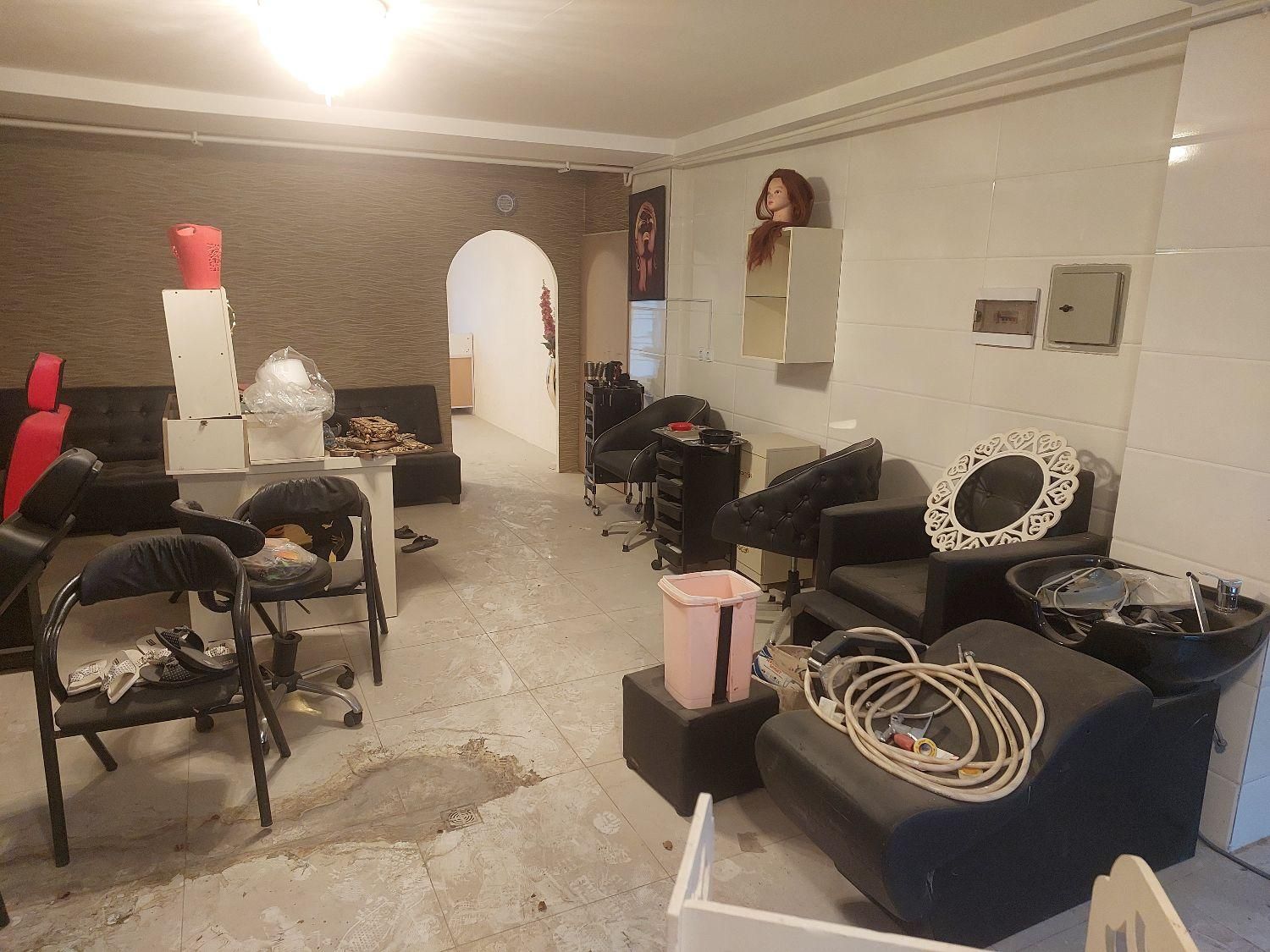 اجاره واحد ۸۰ متری مناسب کار در قریان بهاران|اجارهٔ مغازه و غرفه|سنندج, |دیوار