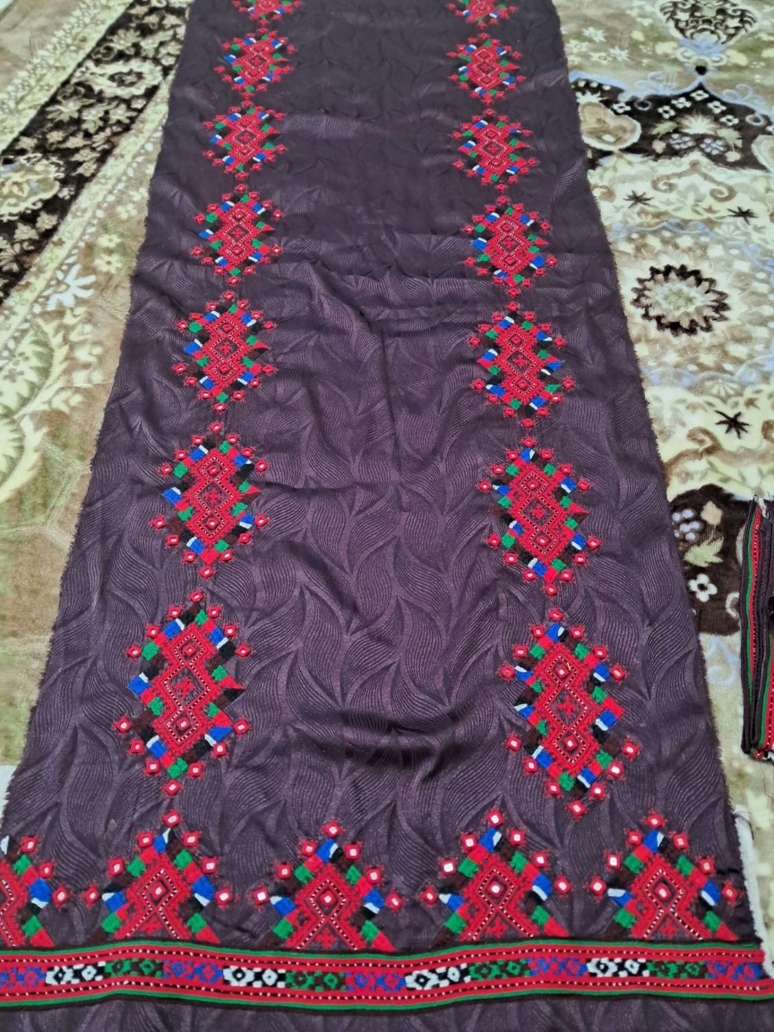 زی خوب مناسب|لباس|کهنوج, |دیوار