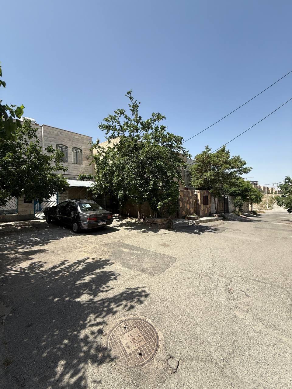 زمین ویلایی/فاز یک /لوکیشنی مناسب جهت زندگی|فروش زمین و ملک کلنگی|هشتگرد, فاز ۱ مهستان|دیوار