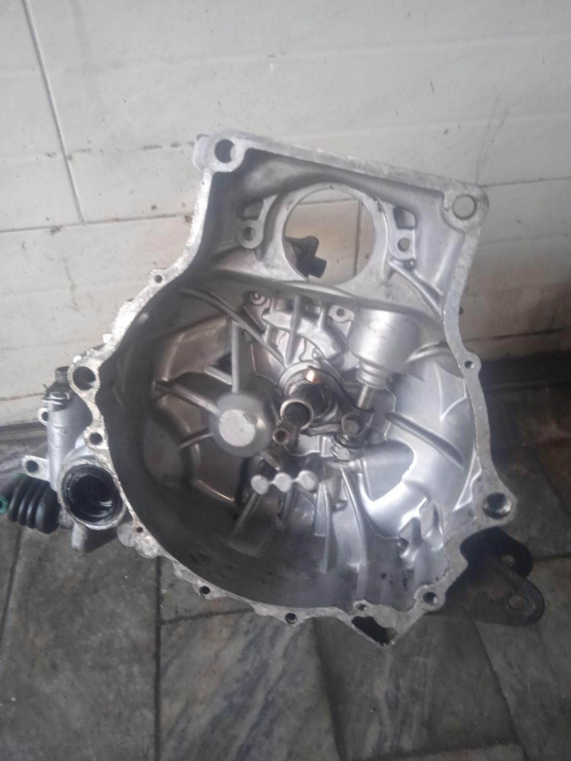 گیربکس استوک ضمانتی|قطعات یدکی و لوازم جانبی|بروجرد, |دیوار