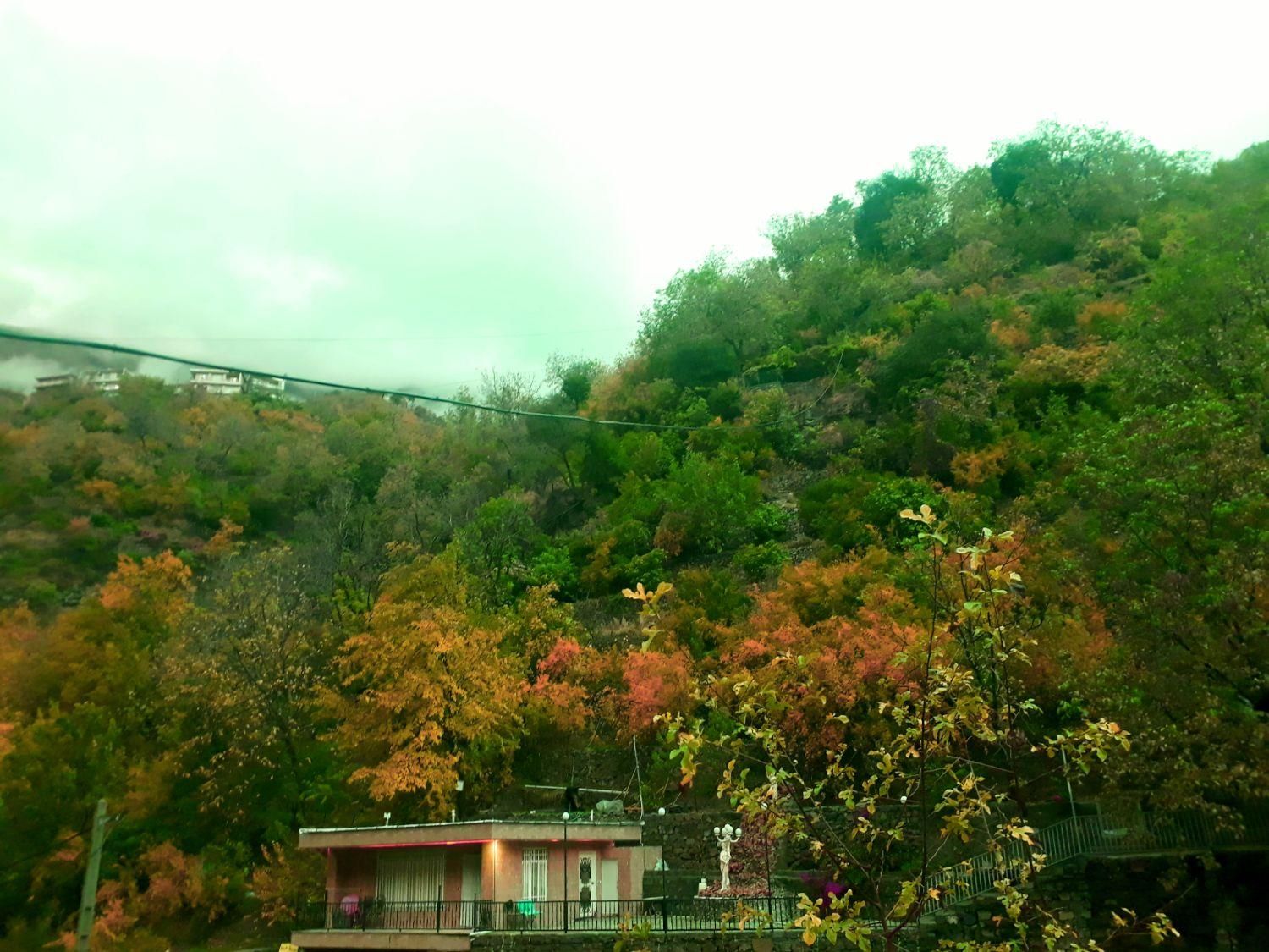 ویلا باغ*پاوه*روستای دشه* تفرجگاه سراب هانی کوان|اجارهٔ کوتاه‌مدت ویلا و باغ|جوانرود, |دیوار