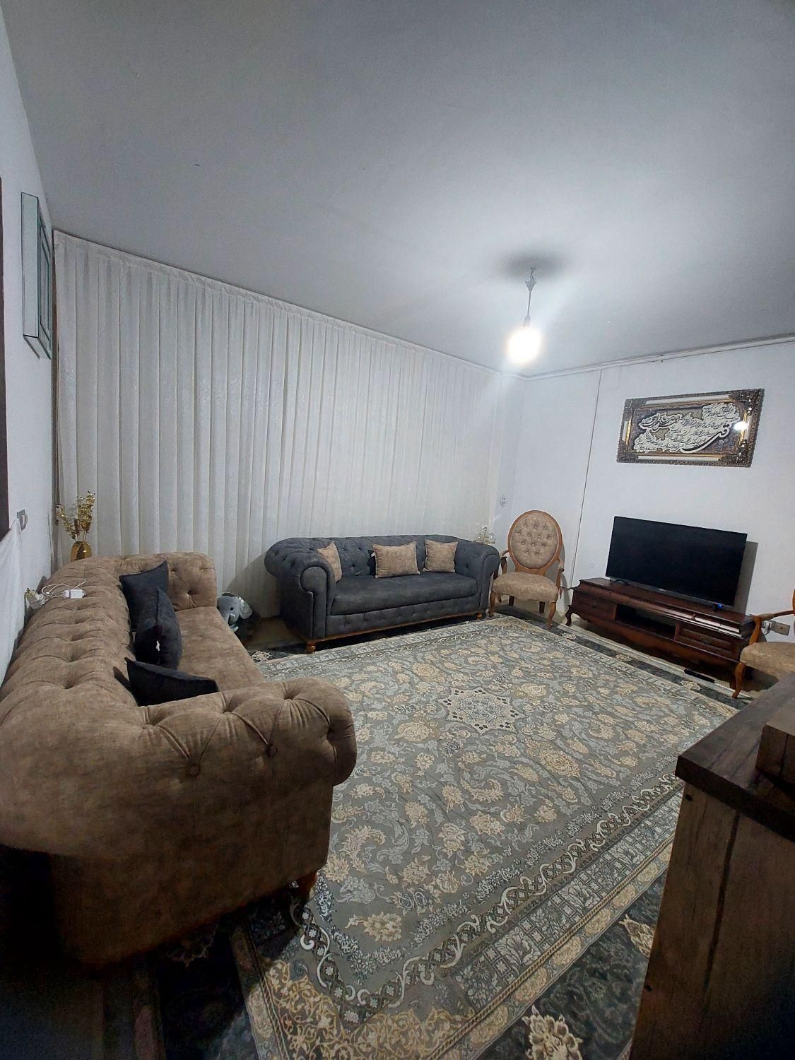 طبقه بالا شهرک مهرگان عترت ۲۷ به رهن داده میشود|اجارهٔ آپارتمان|مشهد, شهرک مهرگان|دیوار