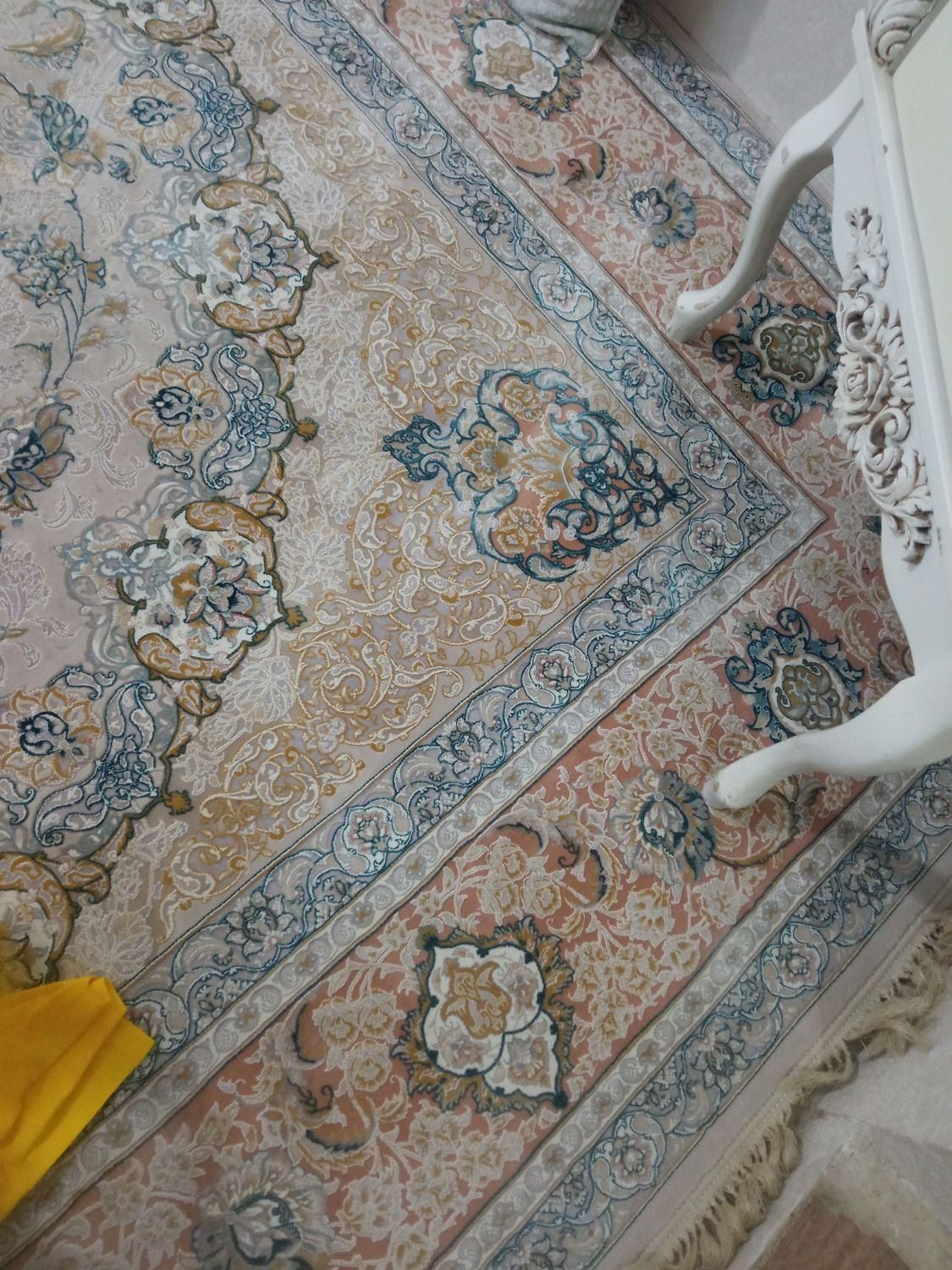 فرش قالی ۱۲متری گل برجسته جنس خوب پر گوشت|فرش|مشهد, رسالت|دیوار