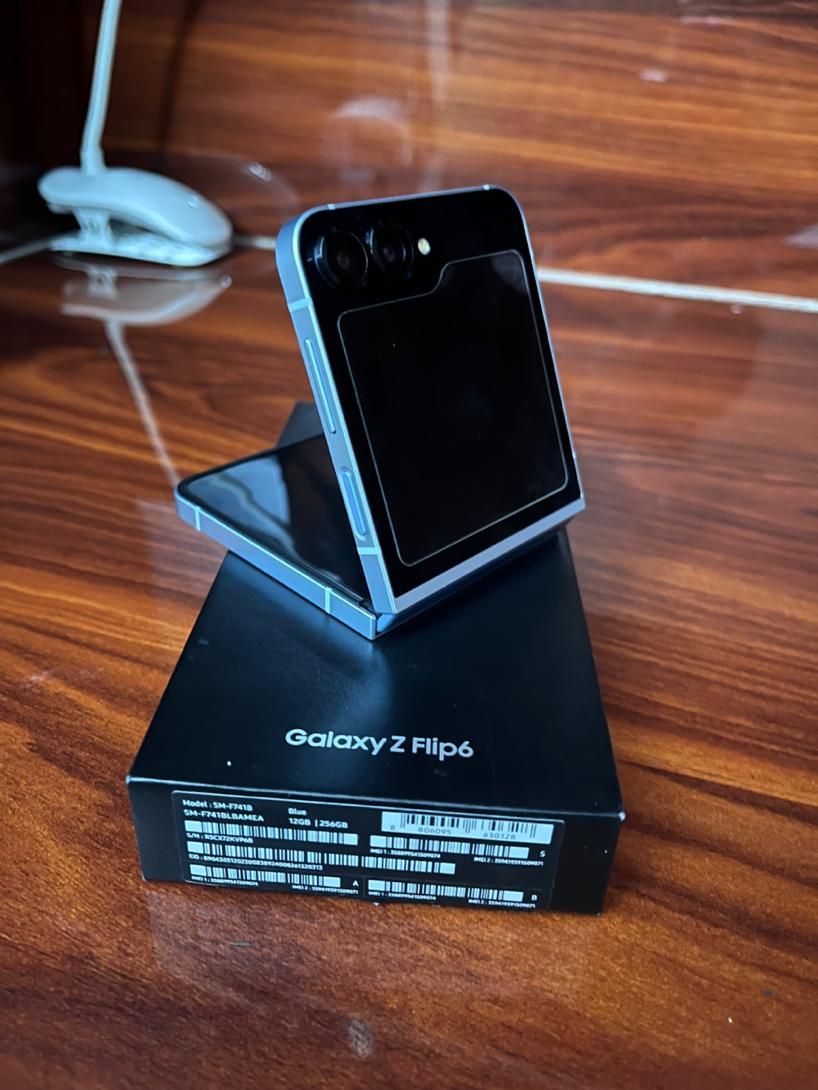 سامسونگ Galaxy Z Flip6 با حافظهٔ ۲۵۶ گیگابایت|موبایل|تهران, کوی هفدهم شهریور|دیوار