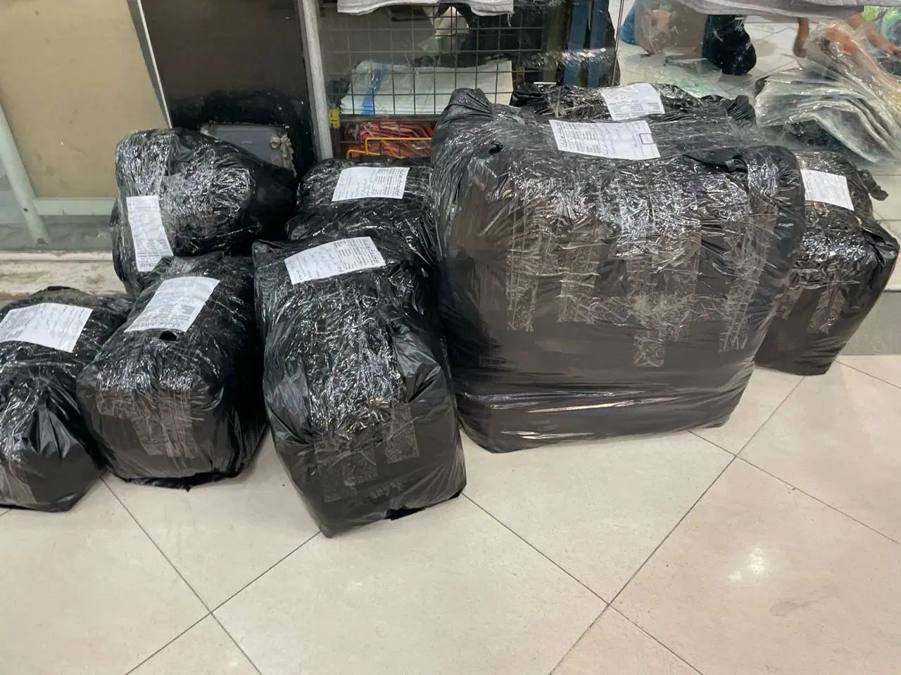 استخدام شاگرد-انبارداری-میدان ۱۷شهریور|استخدام خدمات فروشگاه و رستوران|مشهد, هفده شهریور|دیوار
