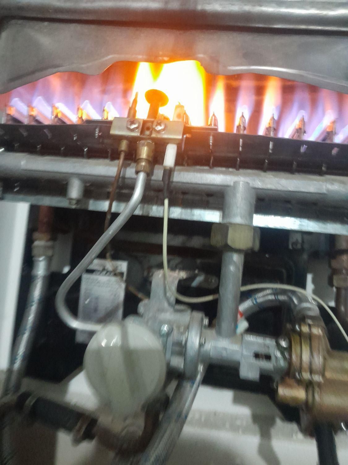 ابگرمکن.تعمیرات.در.محل.شما|آبگرمکن، پکیج، شوفاژ|مشهد, ایثارگران|دیوار