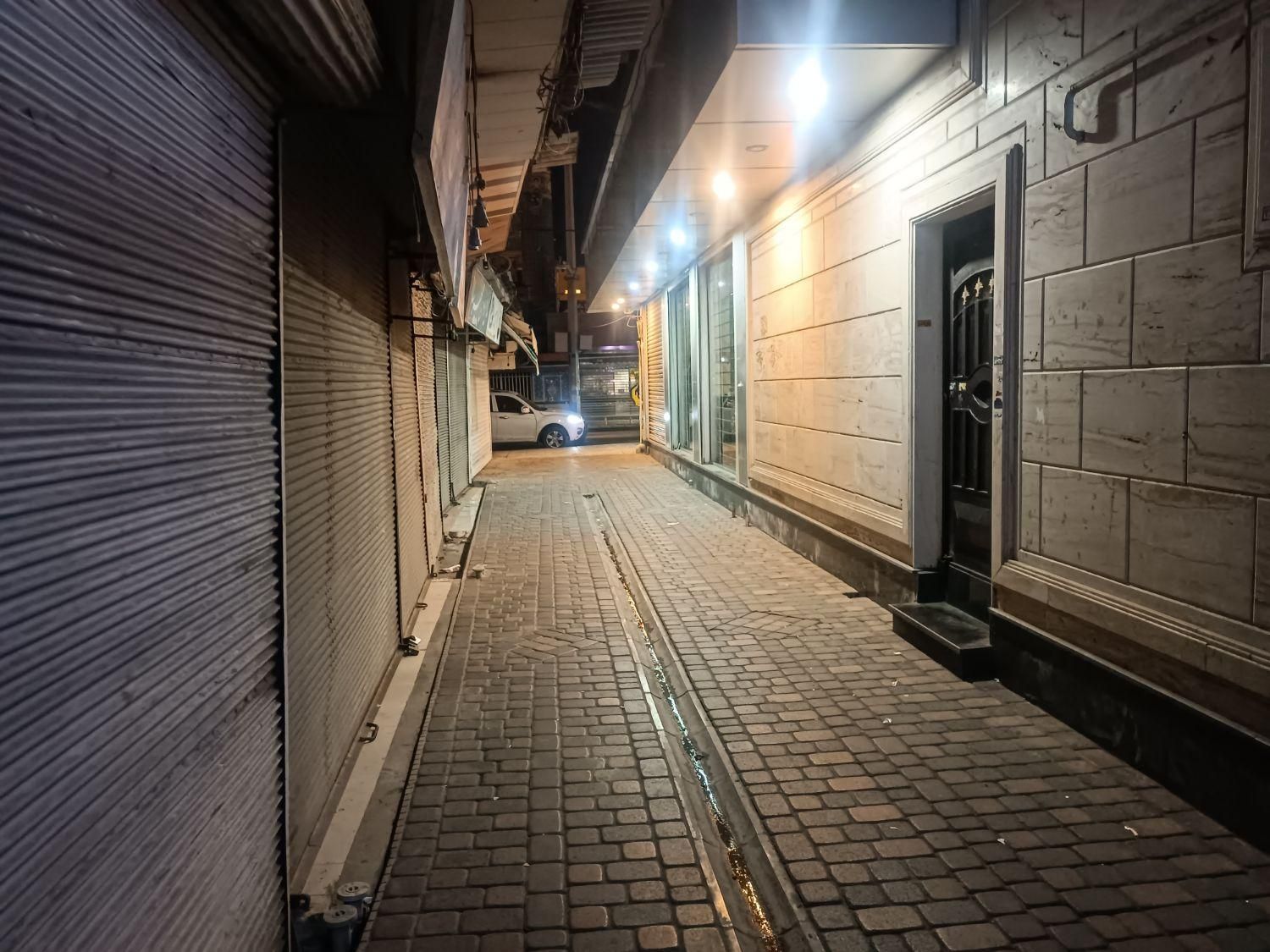 ۲۳ متر مرکز شهر میدان امام مغازه اجاره|اجارهٔ مغازه و غرفه|تنکابن, |دیوار