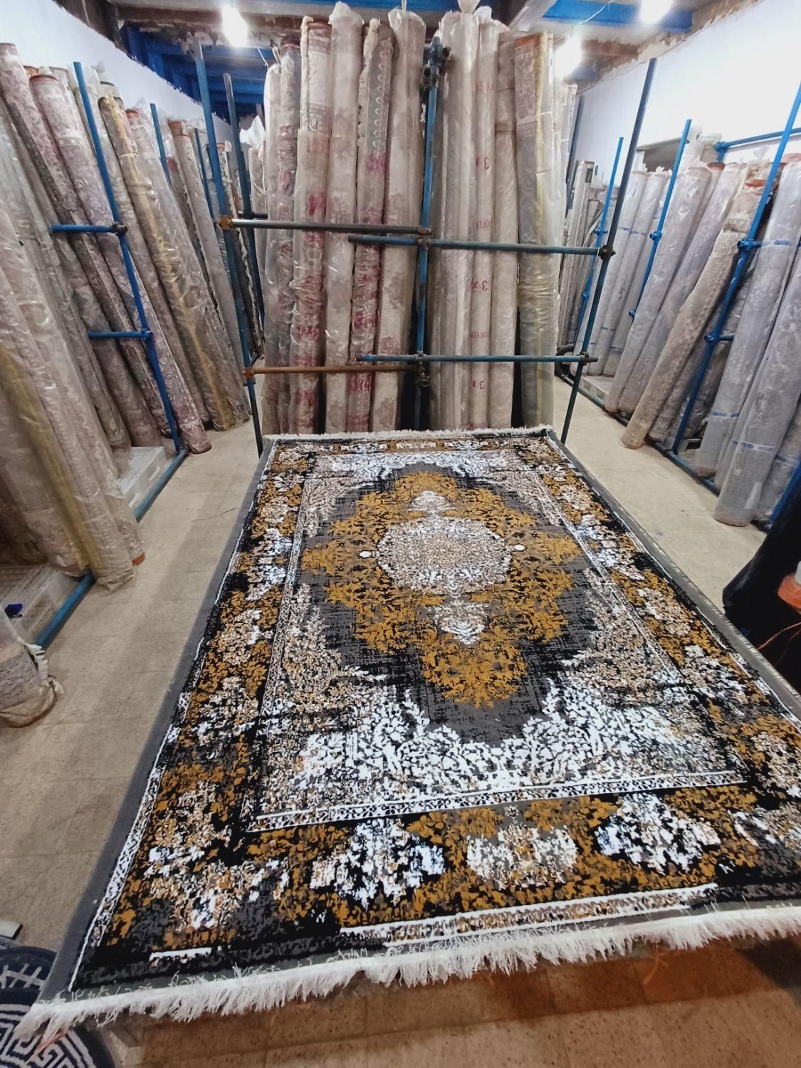فرش ۹متری را از انبار فرش بخرید خیلی مناسب تر|فرش|مشهد, طلاب|دیوار