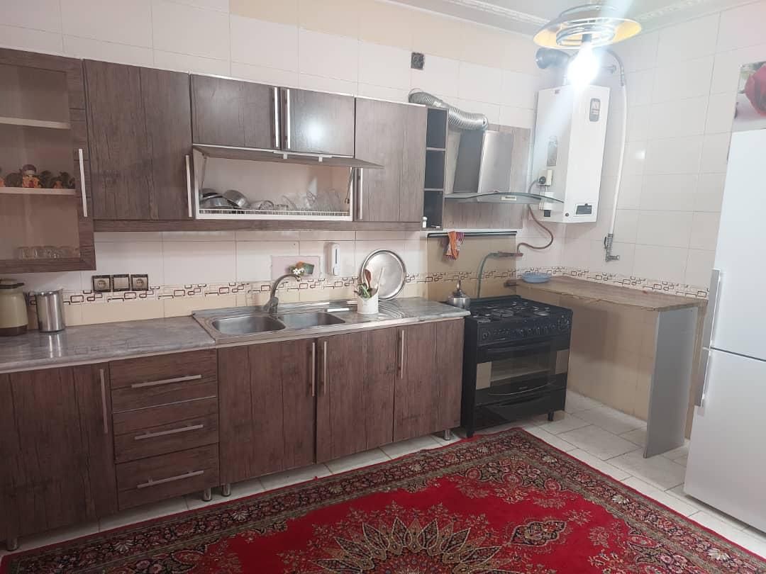 مبله تمیز و مرتب|اجارهٔ کوتاهمدت آپارتمان و سوئیت|شیراز, کوشک میدان|دیوار