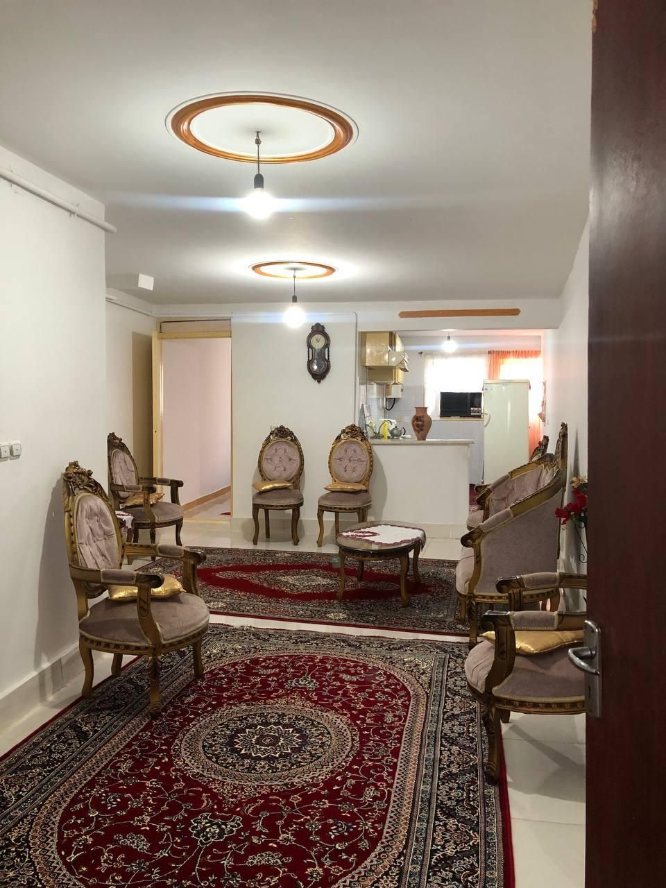 اجاره سوییت تمیز روزانه محدوده توشیبا ورودی شهر|اجارهٔ کوتاه‌مدت آپارتمان و سوئیت|رشت, آب و برق|دیوار