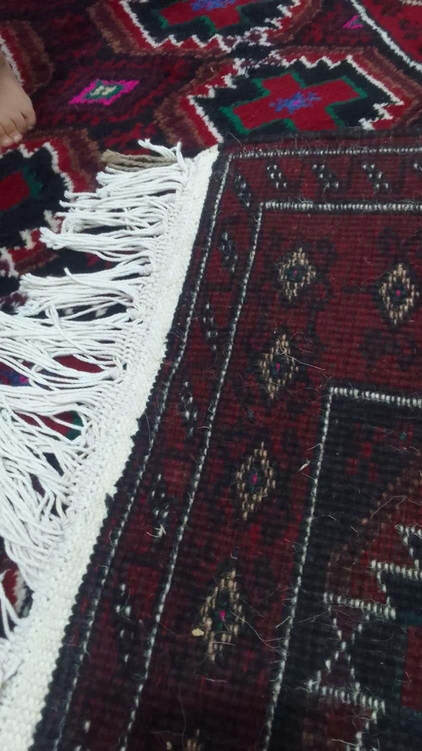دو قالیچه دستبافت زمینه ی یکی سرمه ای و یکی مشکی.|فرش|قائن, |دیوار
