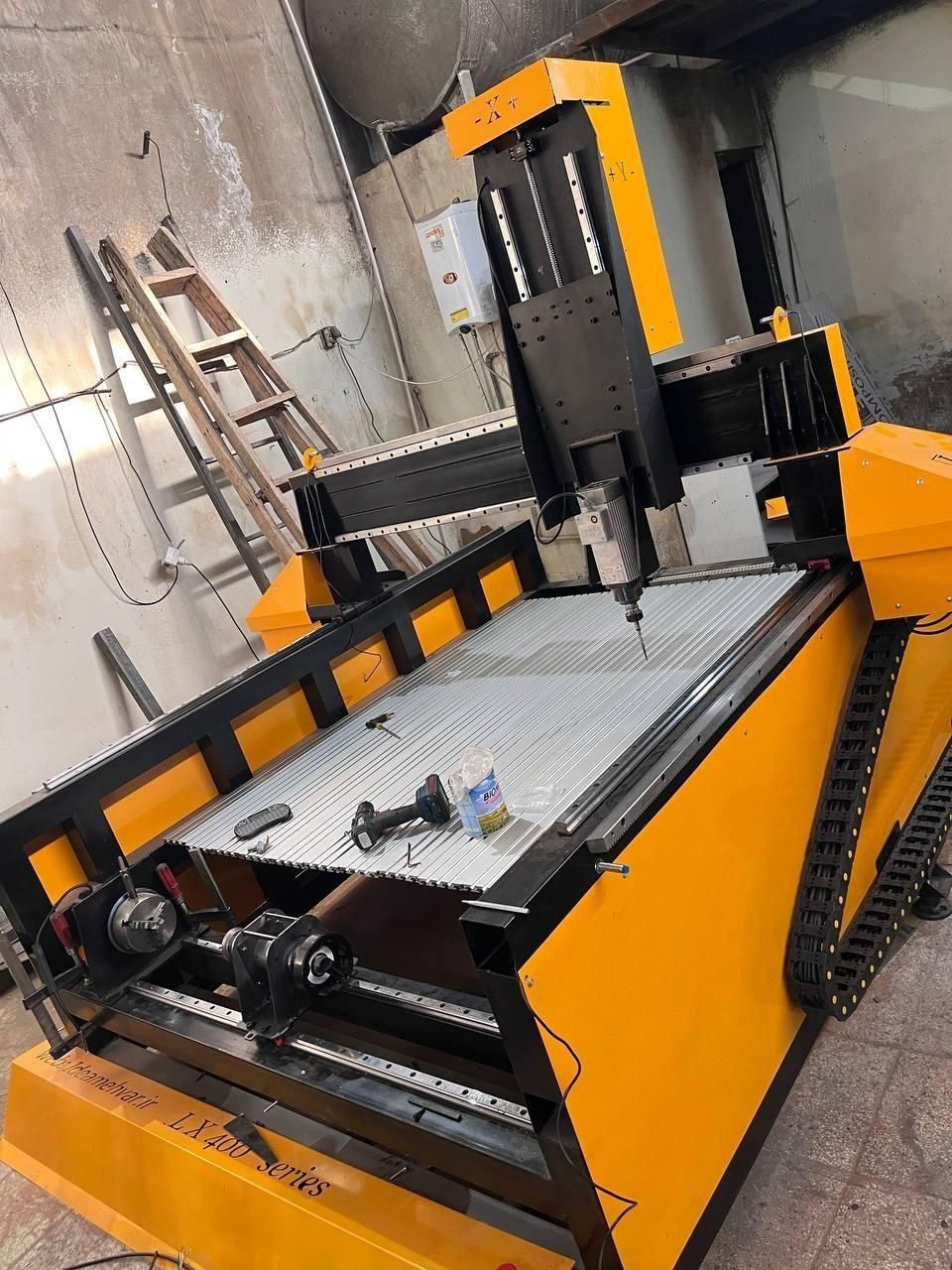 دستگاه سی ان سی cnc چهار محور مناسب مدل سازی|ماشین‌آلات صنعتی|تهران, دانشگاه علم و صنعت|دیوار