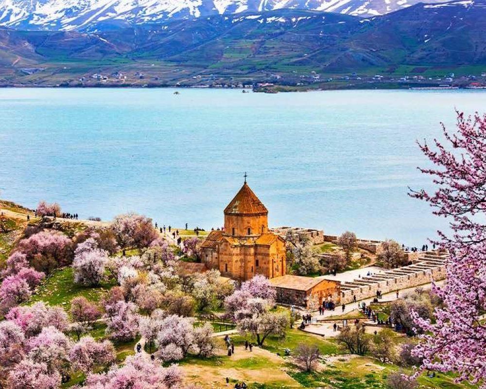 تور گروهی زمینی وان ویژه تعطیلات مرداد 1404|تور و چارتر|تهران, جمهوری|دیوار